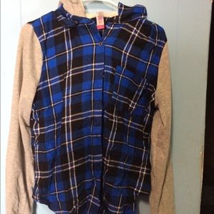 Blue flannel fur in the hoodie